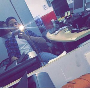 Meet your Posher, Manuel